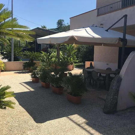 Floritalia - Ricarica Auto Elettriche Appartamento