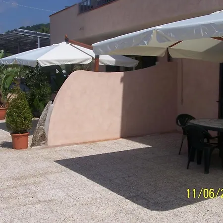 Floritalia - Ricarica Auto Elettriche Διαμέρισμα Santa Domenica (Vibo Valentia)